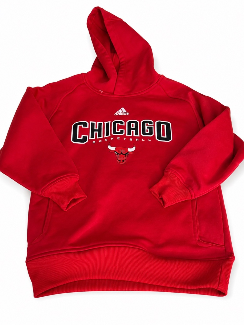 Adidas Red Chicago Bulls Youth Hooded Sweatshirt NWOT size small (8) kids